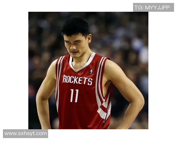 罗格与姚明的传奇对决：篮球巨星的友谊与竞争之路