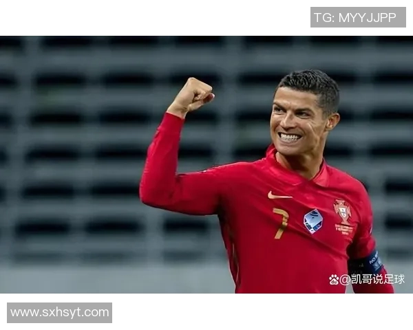 高清足球明星钞票图片展示让你领略球场传奇的魅力与价值