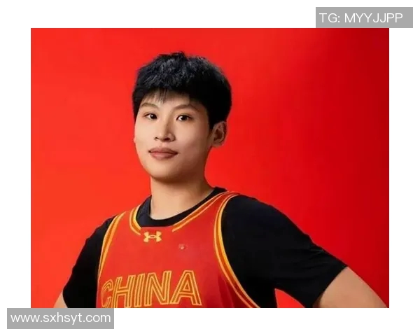 中国矮个篮球明星如何打破身高限制在赛场上展现非凡实力与魅力 中国矮个篮球明星如何打破身高限制在赛场上展现非凡实力与魅力